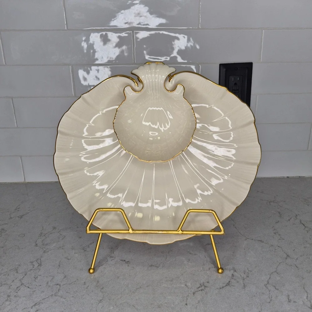 Lenox Chip And Dip Server Shell Scalloped Gold Trim Cream Unisex